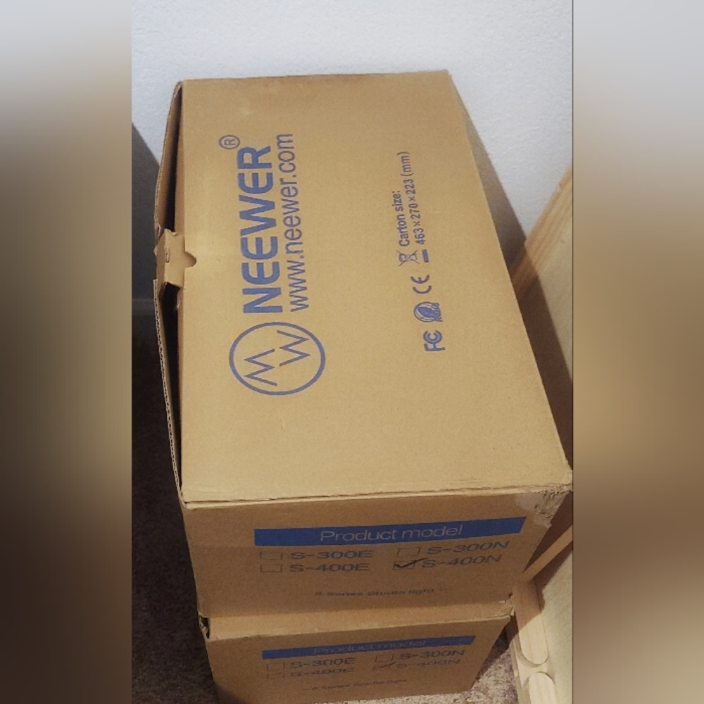 Neewer S-400N S Series Studio Light